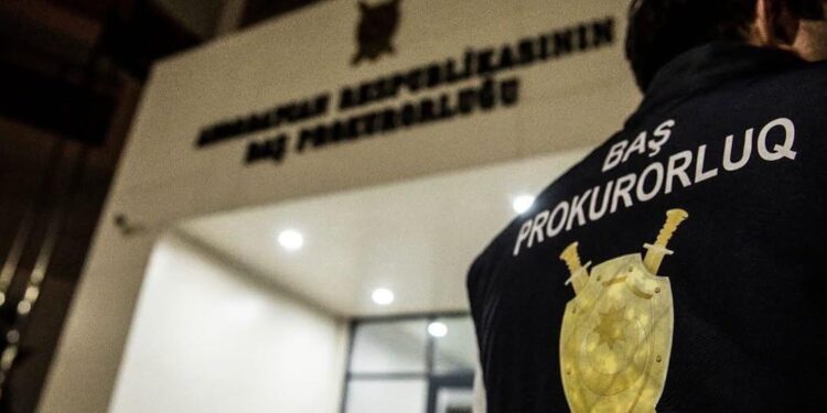 Almaniya Samik Babayevi Azərbaycana verir