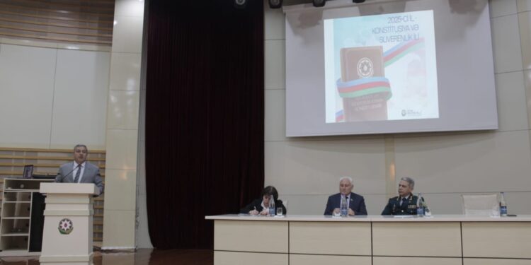 “Konstitusiya və Suverenlik İli” çərçivəsində elmi konfrans keçirilmişdir