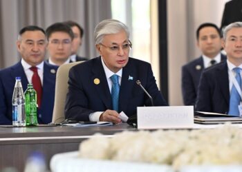 Qazaxıstan Prezidenti Azərbaycan şairindən sitat gətirdi