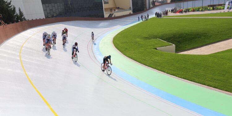 Trek velosipedi üzrə mövsümün bağlanış yarışı keçirilib