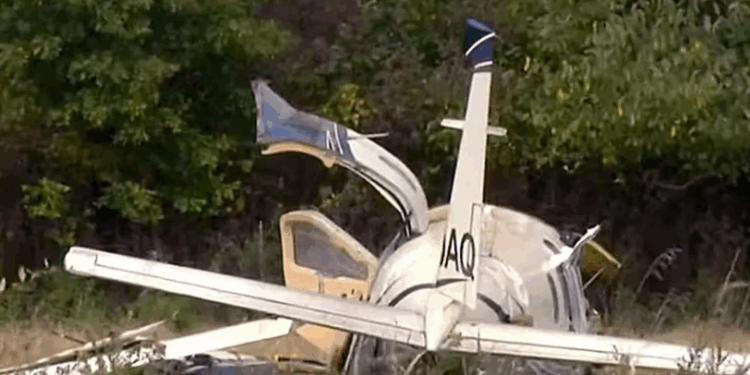 ABŞ-də təyyarə qəzaya uğradı - 3 nəfər həlak oldu