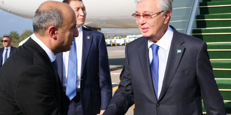 Tokayev Azərbaycana səfərə gəlib - FOTOLAR