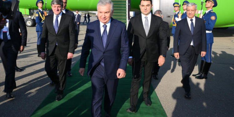 Özbəkistan Prezidenti Şavkat Mirziyoyev Azərbaycanda səfərdədir - FOTOLAR