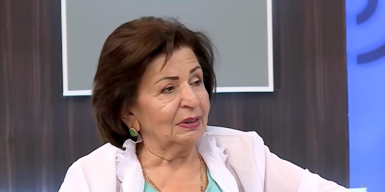 Efirdə DAVA düşdü: "Qapını elçilər dağıdırdı?"