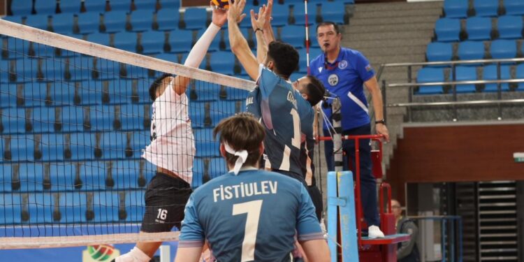 Yüksək Liqasında II turun növbəti oyunu keçirilib