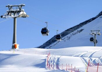 Azərbaycana qar yağdı