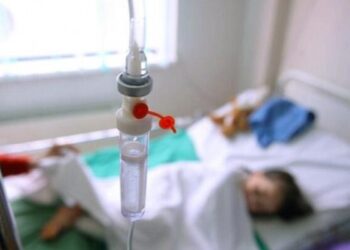 Beyləqanda sirkədən zəhərlənən 13 yaşlı qız Bakıya təxliyə olundu