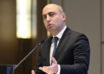 Emin Əmrullayev Peşə Agentliyinin direktorunu vəzifəsindən azad etdi – FOTO