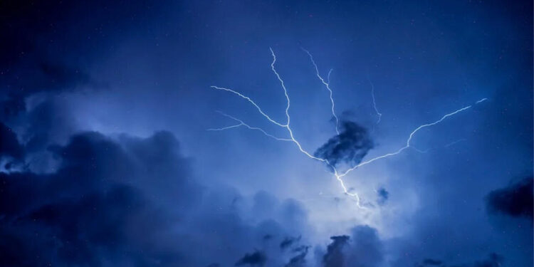 Yağış, şimşək, cənub-şərq küləyi - Həftənin ilk iş gününün HAVASI