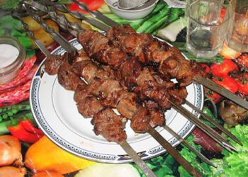 3 manatlıq kabab nə ətindəndir? – AÇIQLAMA