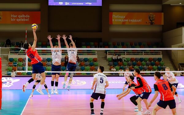 Oğlan voleybolçulardan ibarət yığma komandamız növbəti oyununu keçirib
