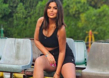 Qumralı görən musiqiçi “özünü itirdi” – VİDEO