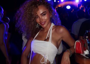 “Bahar Store”da “100 manatlıq hədiyyə” qalmaqalı: bloqer belə ALDADILDI – VİDEO