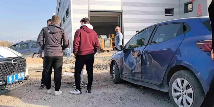 Minik avtomobili və motosiklet toqquşdu: Sürücü yaralandı