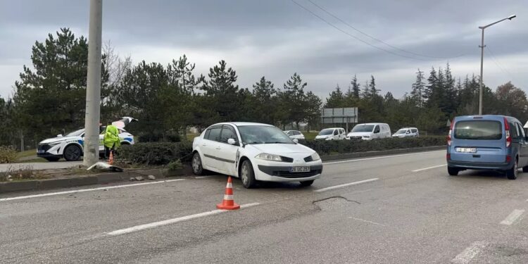 Avtomobil iki qadını vurdu: Qadınlar öldü