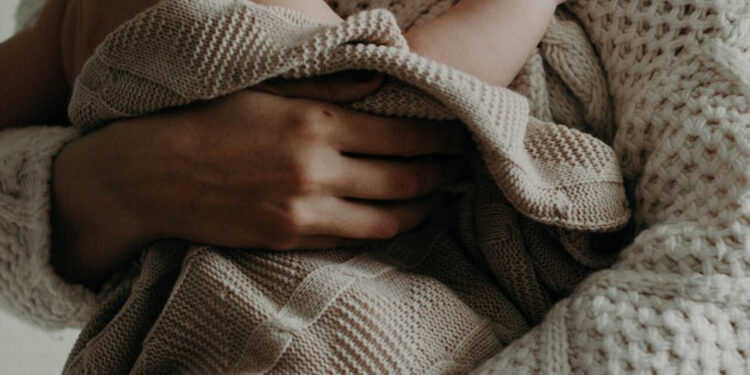 19 uşağı olan kişi sonuncu övladına görün nə AD QOYDU - VİDEO