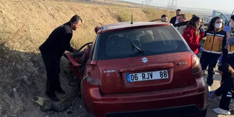 Minik avtomobili və yük maşını toqquşdu: 1 ölü