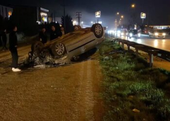 Avtomobil aşdı: 2 yaralı