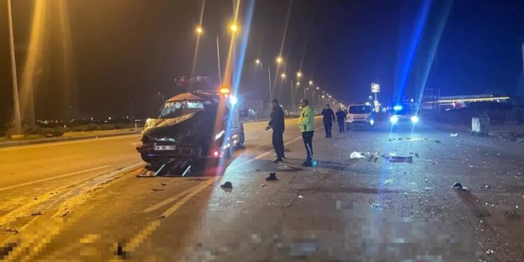 Avtomobil aşdı: 1 ölü, 2 yaralı