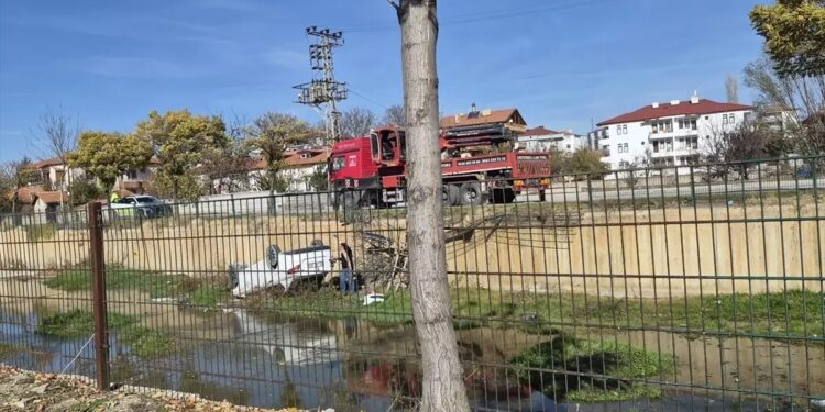 Avtomobil aşdı: 1 yaralı