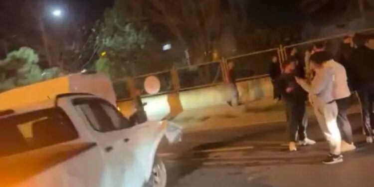 Avtoxuliqanlıq edən pikap minik avtomobilinə toqquşdu: 6 aylıq körpə öldü