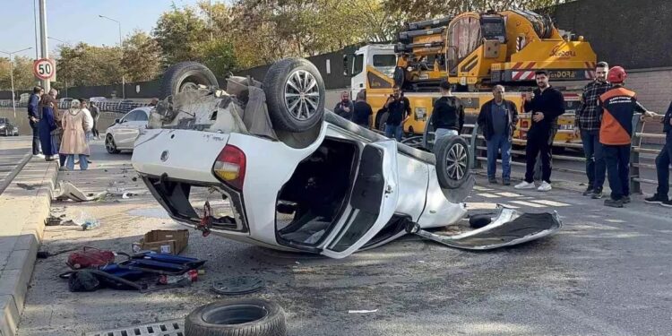 İki avtomobil toqquşdu: 2 yaralı