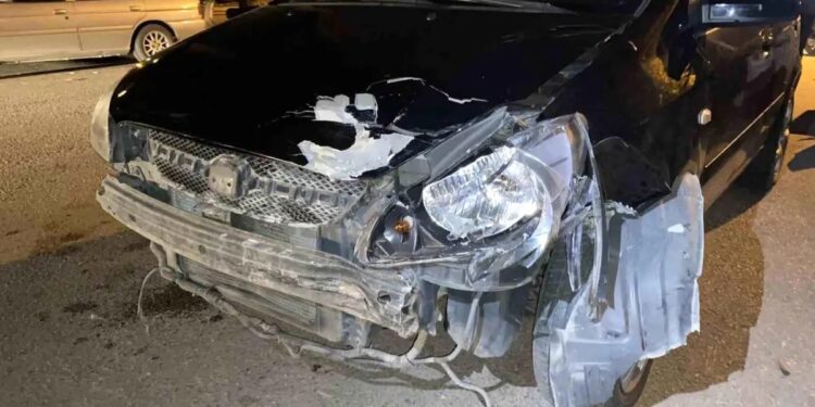 Minik avtomobili və motosiklet toqquşdu: 2 yaralı