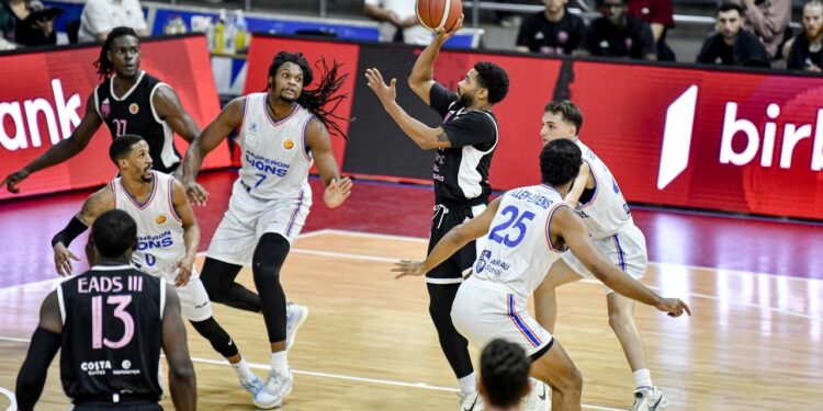 ABL-də ilk dövrə yekunlaşıb: “Sabah” və “Ordu” klubları, “A” və “B” qruplarında vahid liderdilər