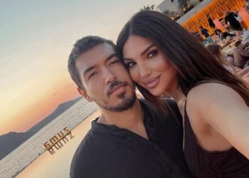 Pərvinin övladı ilə FOTOsu