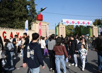 Göyçayda ənənəvi “Nar Festivalı” keçirildi