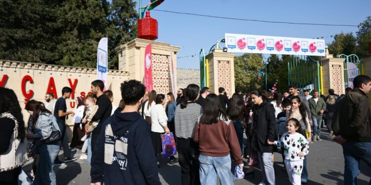 Göyçayda ənənəvi “Nar Festivalı” keçirildi