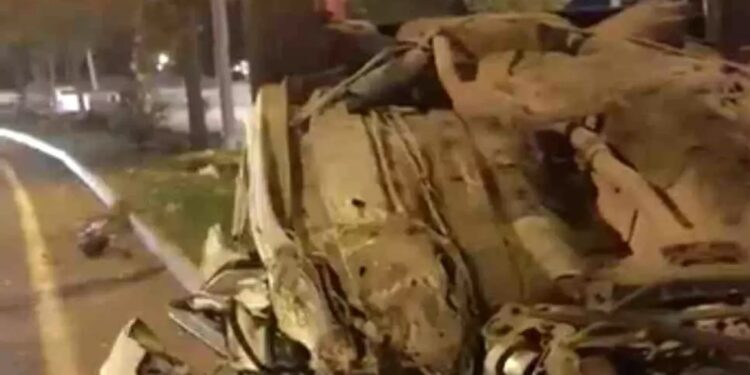 Avtomobil aşdı: Sürücü yaralandı