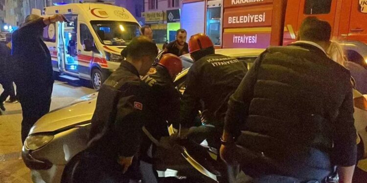 İki avtomobil toqquşdu: İki yaralı