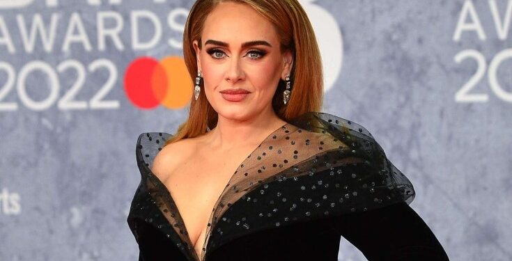 Adel ilk dəfə bunu edəcək