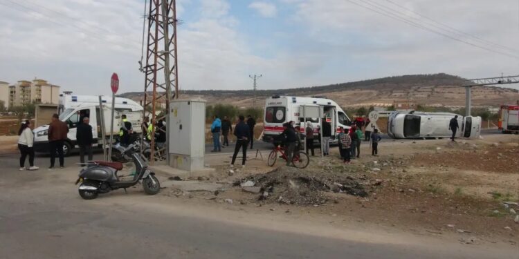 İki avtomobil toqquşdu: 4 yaralı