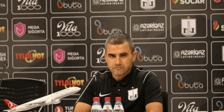 "Azərbaycan Fransa ilə oyunda bir xal qazana bilər"