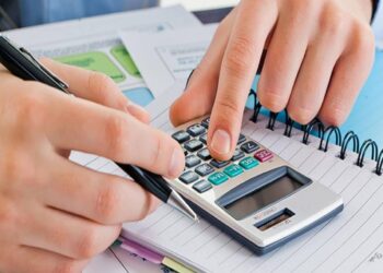 Nazir gəlir vergisi ilə bağlı suallara aydınlıq gətirdi