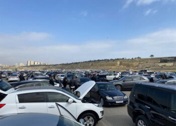 Maşın bazarı Ağdama köçürülmür – RƏSMİ