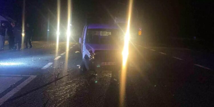 İki avtomobil toqquşdu: 5 yaralı