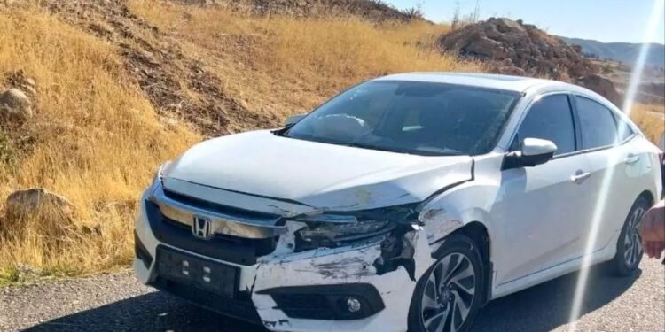 Minik avtmobili və pikap toqquşdu: 1 yaralı