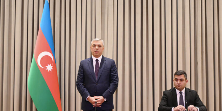 Samir Nuriyev Ceyhun Cəlilovu ictimaiyyətə təqdim edib