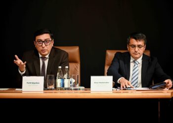 Fərid Qayıbov idman federasiyalarının nümayəndələri ilə 23-cü görüşünü keçirib