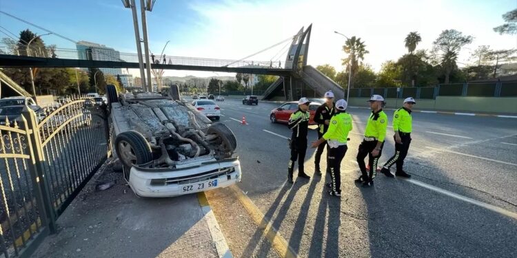 Avtomobil aşdı: 5 yaralı