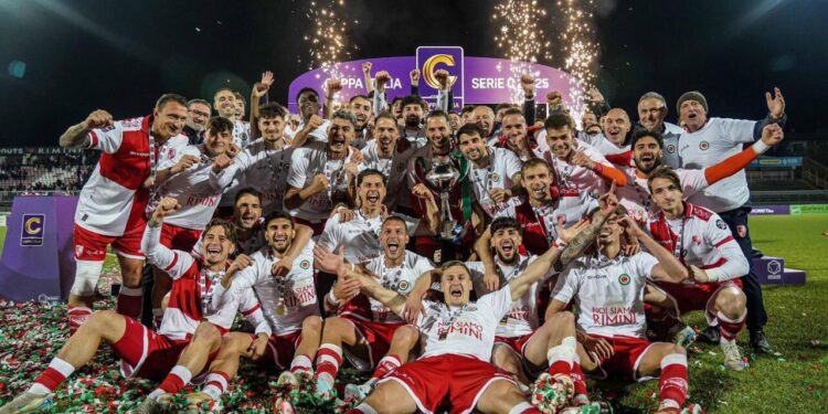 100 illik İtaliya klubu fəaliyyətini dayandırdı