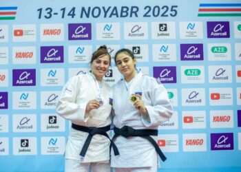 Böyüklər arasında Bakı şəhər çempionatı start götürüb