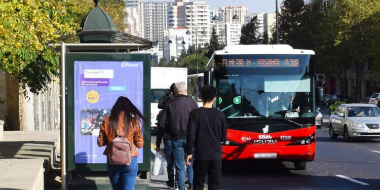 Bu marşruta yeni avtobuslar verildi