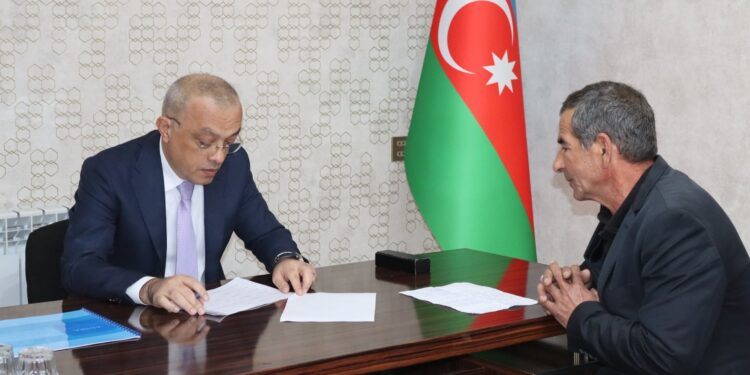 Azərbaycan Dövlət Su Ehtiyatları Agentliyinin sədri Yevlax rayonunda vətəndaşlarla görüşüb