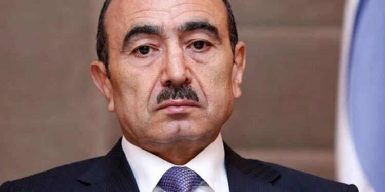 Əli Həsənov Türkiyəyə köçüb? - AÇIQLAMA