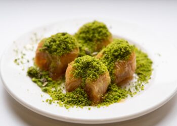 Türkiyənin dünyaya bəxş etdiyi şirin ləzzət – Dünya Paxlava Günü qeyd olunur