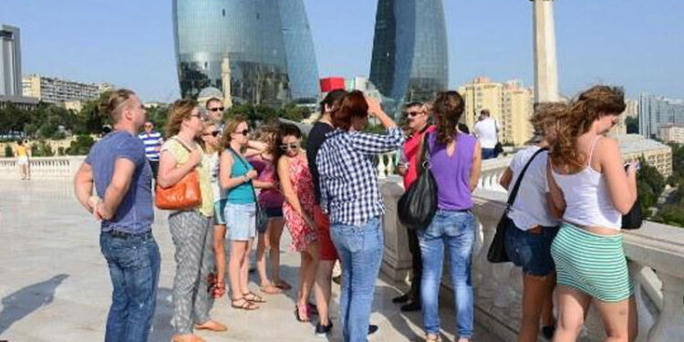 Bu il ölkəmizə gələn xaricilərin sayı açıqlandı